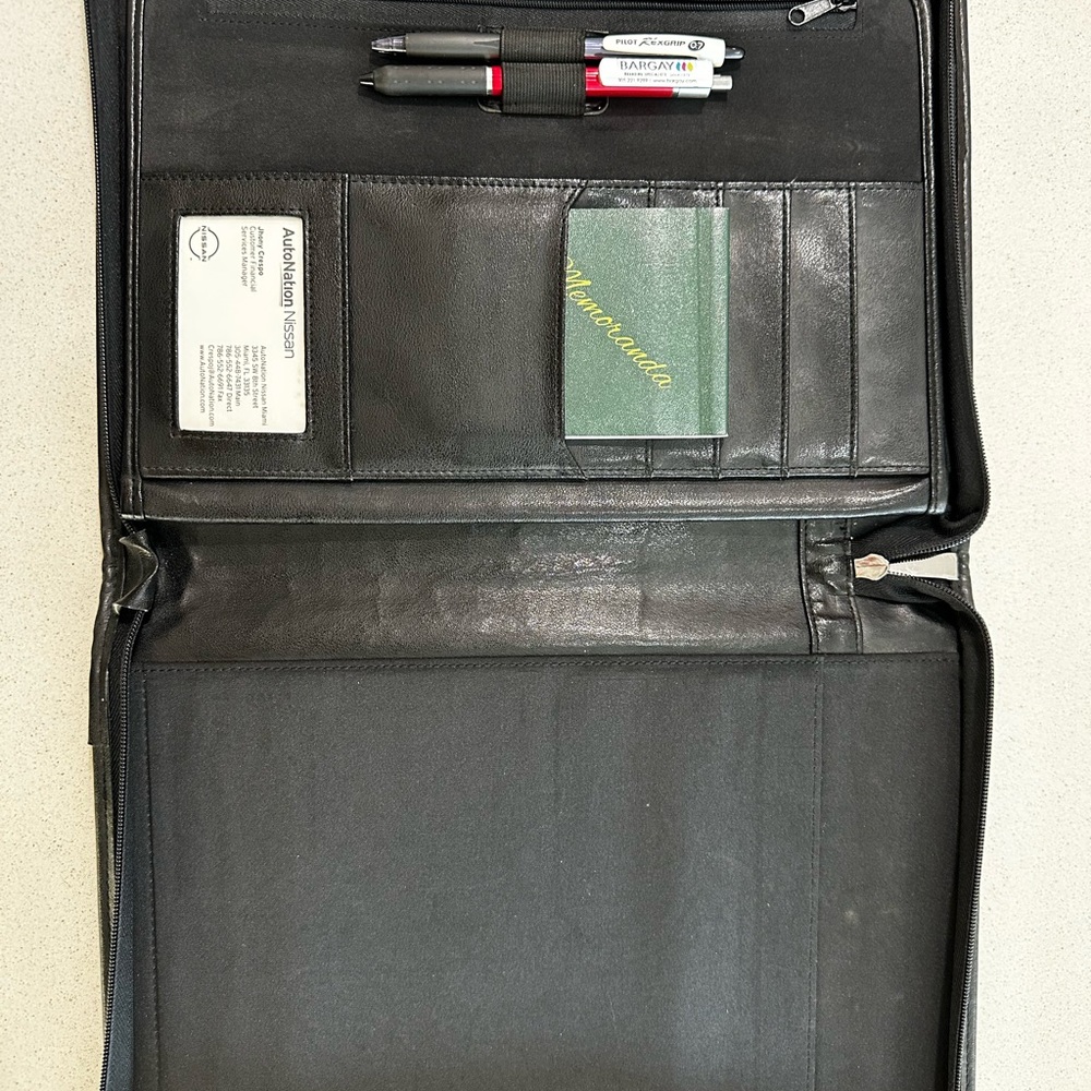 Black Faux Leather Zip Around Binder Portfolio Notebook 13.5”x10.5”.